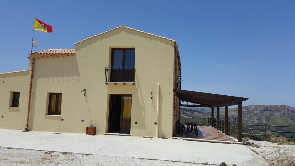 Agriturismo Gessi كالاتافيمي المظهر الخارجي الصورة